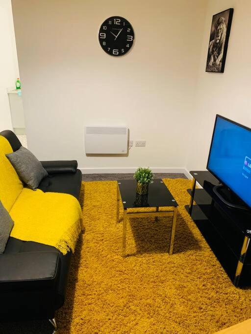 City Blessed Apartment 1 With Free Parking North Shields Bagian luar foto