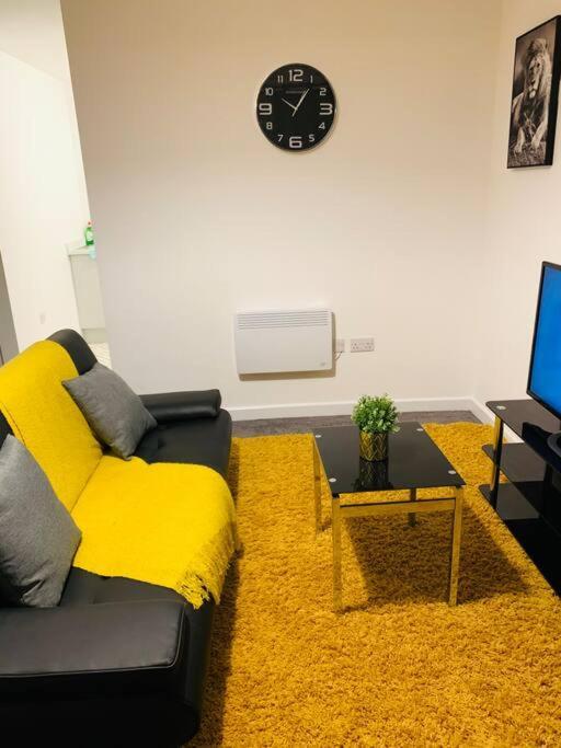 City Blessed Apartment 1 With Free Parking North Shields Bagian luar foto