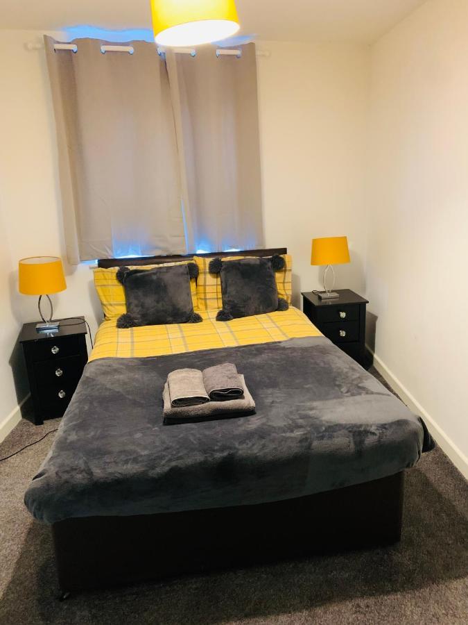 City Blessed Apartment 1 With Free Parking North Shields Bagian luar foto