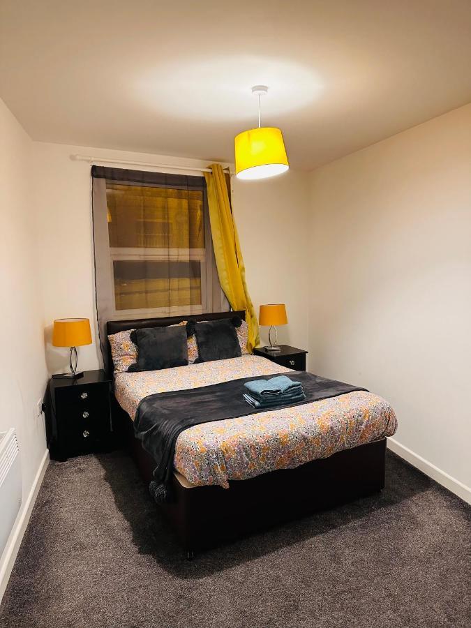 City Blessed Apartment 1 With Free Parking North Shields Bagian luar foto