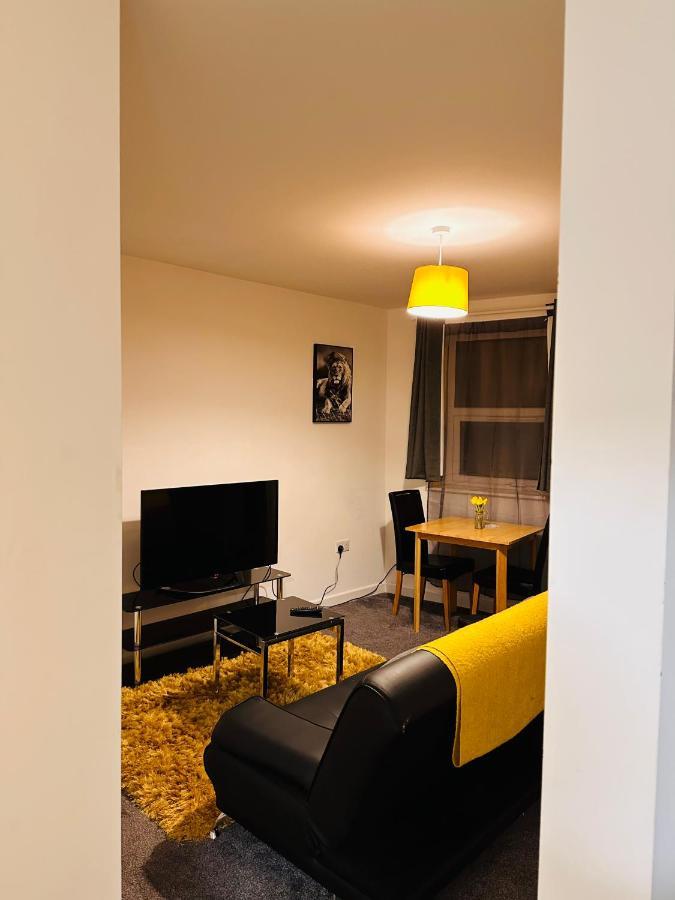 City Blessed Apartment 1 With Free Parking North Shields Bagian luar foto